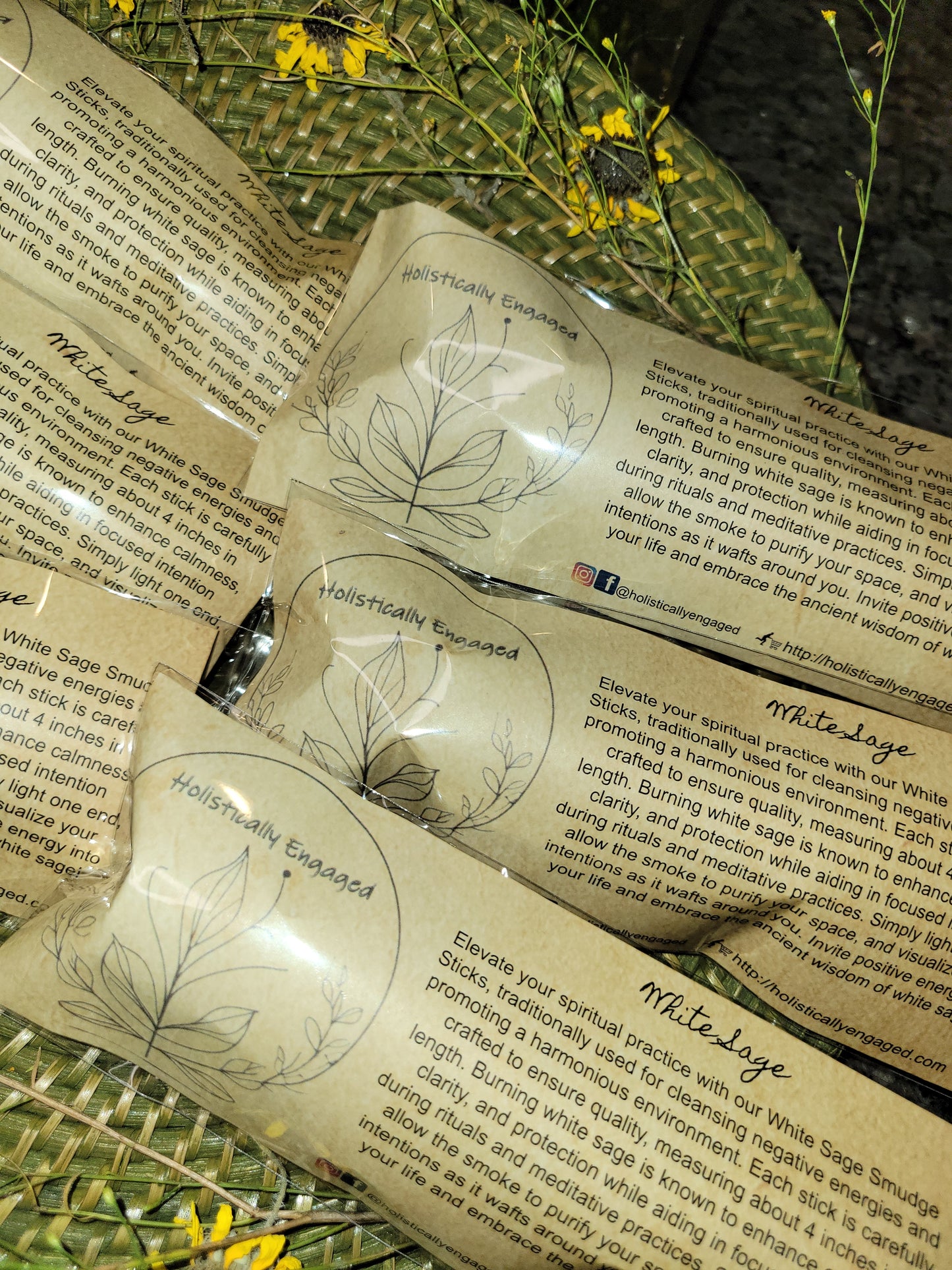 White Sage Smudge Stick | Natural Herbal Cleansing | Serenity and Positive Energy