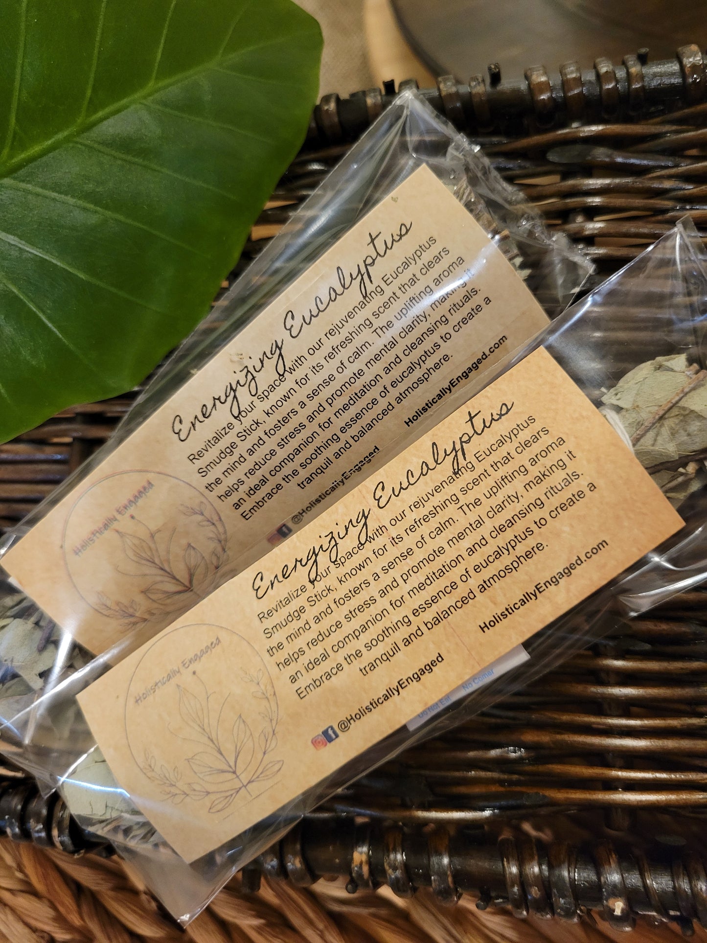 Energizing Eucalyptus Smudge | Promoting Mental Clairity & Relaxation